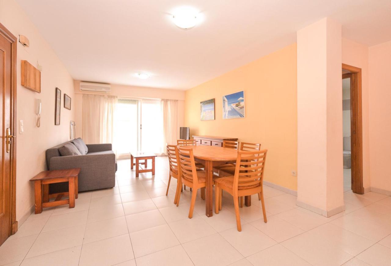 Apartamentos Marblau Las Alondras-Julio Y Agosto Solo Familias กันดิอา ภายนอก รูปภาพ