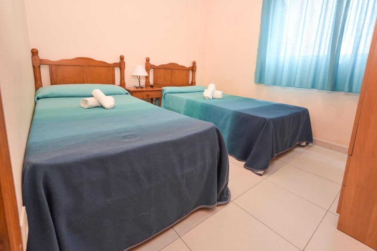 Apartamentos Marblau Las Alondras-Julio Y Agosto Solo Familias กันดิอา ภายนอก รูปภาพ